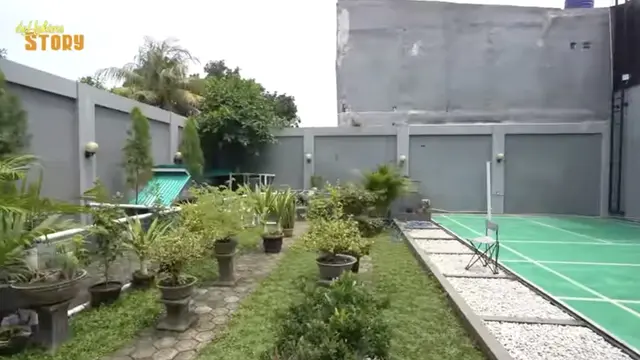 Potret Kebun dan Kandang Mini di Rumah Ayu Ting Ting