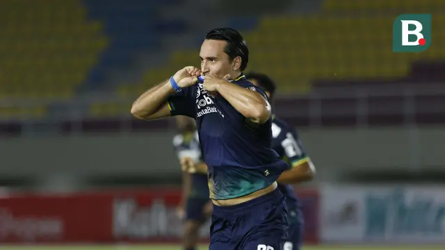 PS Sleman vs Persib Bandung