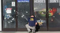 Pintu Depan Markas Tentara yang Ditembaki oleh AbdulAzeez, di Chattanooga. (CNN)