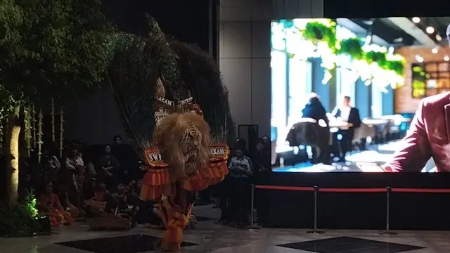 Suasana ngunduh mantu Al Ghazali dan Alyssa Daguise yang digelar Ahmad Dhani di Jakarta Convention Center, Kamis (19/6/2025).
