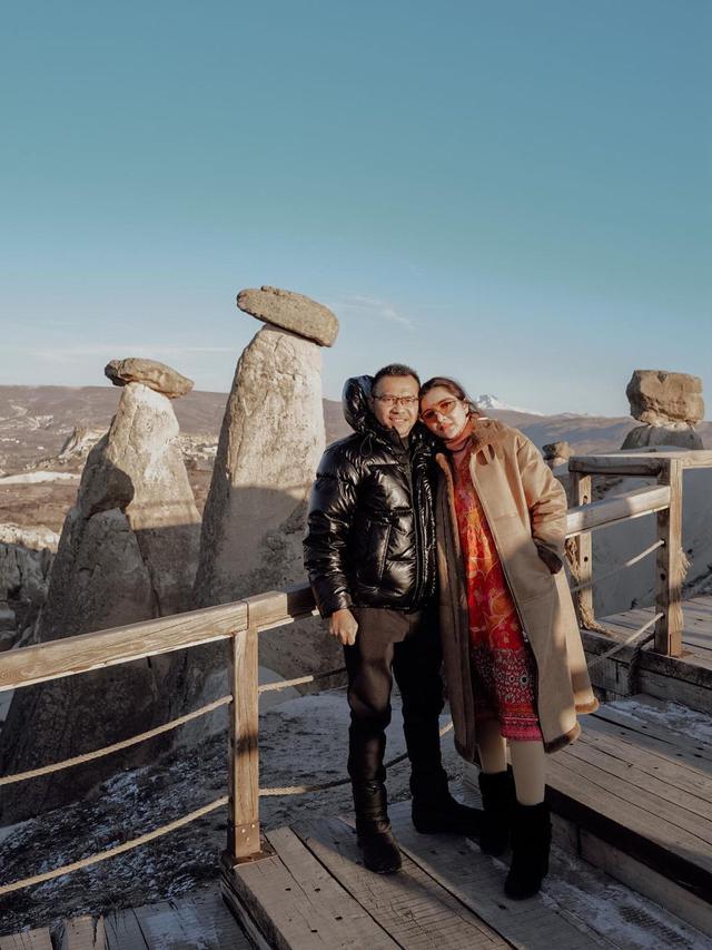 7 Potret Mesra Ashanty dan Anang Hermansyah Selama di Turki, Tak Kalah dari Anak