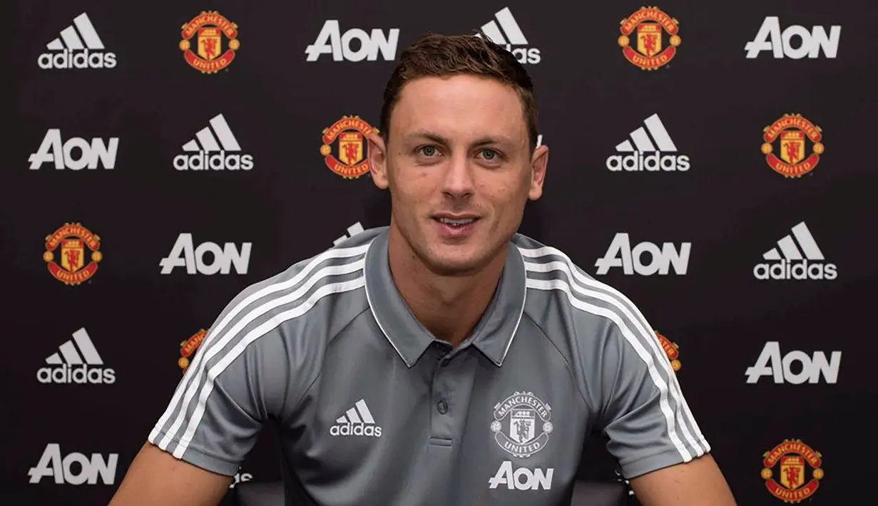 Manchester United, melalui situs resminya, Senin (31/7/2017), mengumumkan telah menyelesaikan proses transfer Nemanja Matic dari Chelsea. (Situs resmi Manchester United)