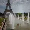 Menara Eiffel dan Museum Louvre Paris Terdampak Gelombang Panas Ekstrem di Eropa