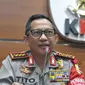 Kapolri Jenderal Tito Karnavian memberi keterangan terkait kasus teror terhadap Novel Baswedan, Jakarta, Senin (19/6). Kedatangan Kapolri untuk membahas kelanjutan penanganan teror terhadap Novel. (Liputan6.com/Helmi Afandi)