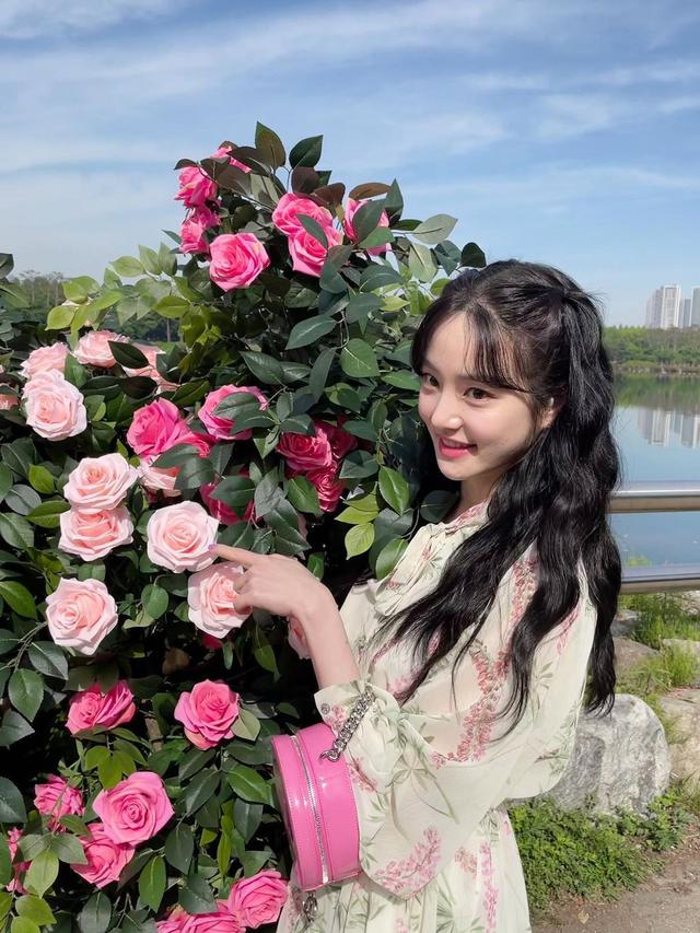 Lee Yoo Bi. (Instagram/ yubi_190)