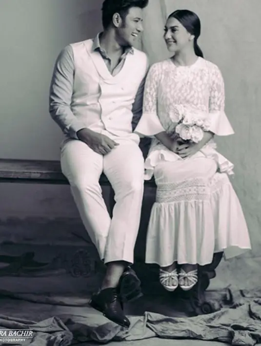 Tidak ingin melewatkan setiap perjalanan pernikahannya. Irish Bella kerap kali mengunggah foto prewedding dirinya bersama Ammar Zoni. (Liputan6.com/IG/_irishbella_)