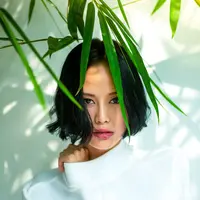 ilustrasi perempuan serius/Photo by Mirko Krizan on Unsplash