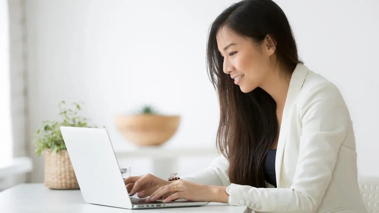 Kenapa Social Distancing Itu Penting? Yuk #DiRumahAjaDulu bareng Tokopedia