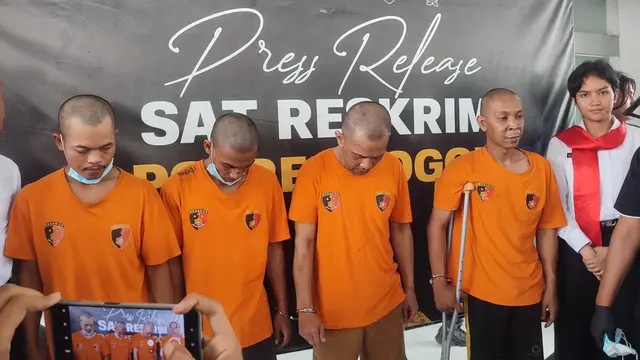 4 pelaku perampokan dan pembunuhan di Desa Cimayang, Kecamatan Pamijahan, Kabupaten Bogor.