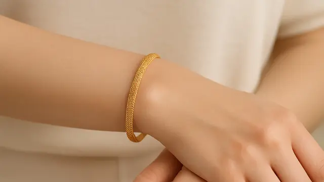 Model Gelang Emas untuk Ibu Muda