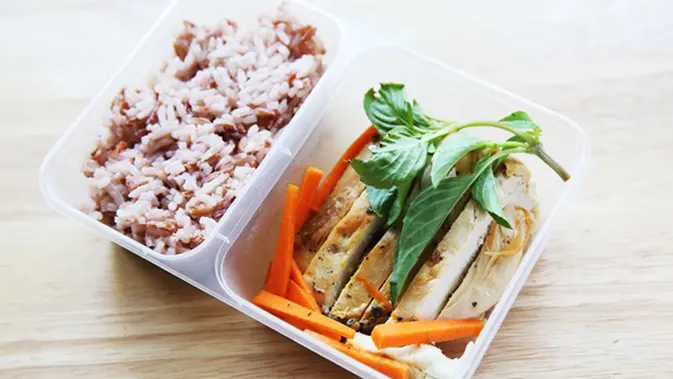 Nana Vresco Sediakan Menu Makanan Sehat Untuk Bekal Sehari Hari Fashion Fimela Com
