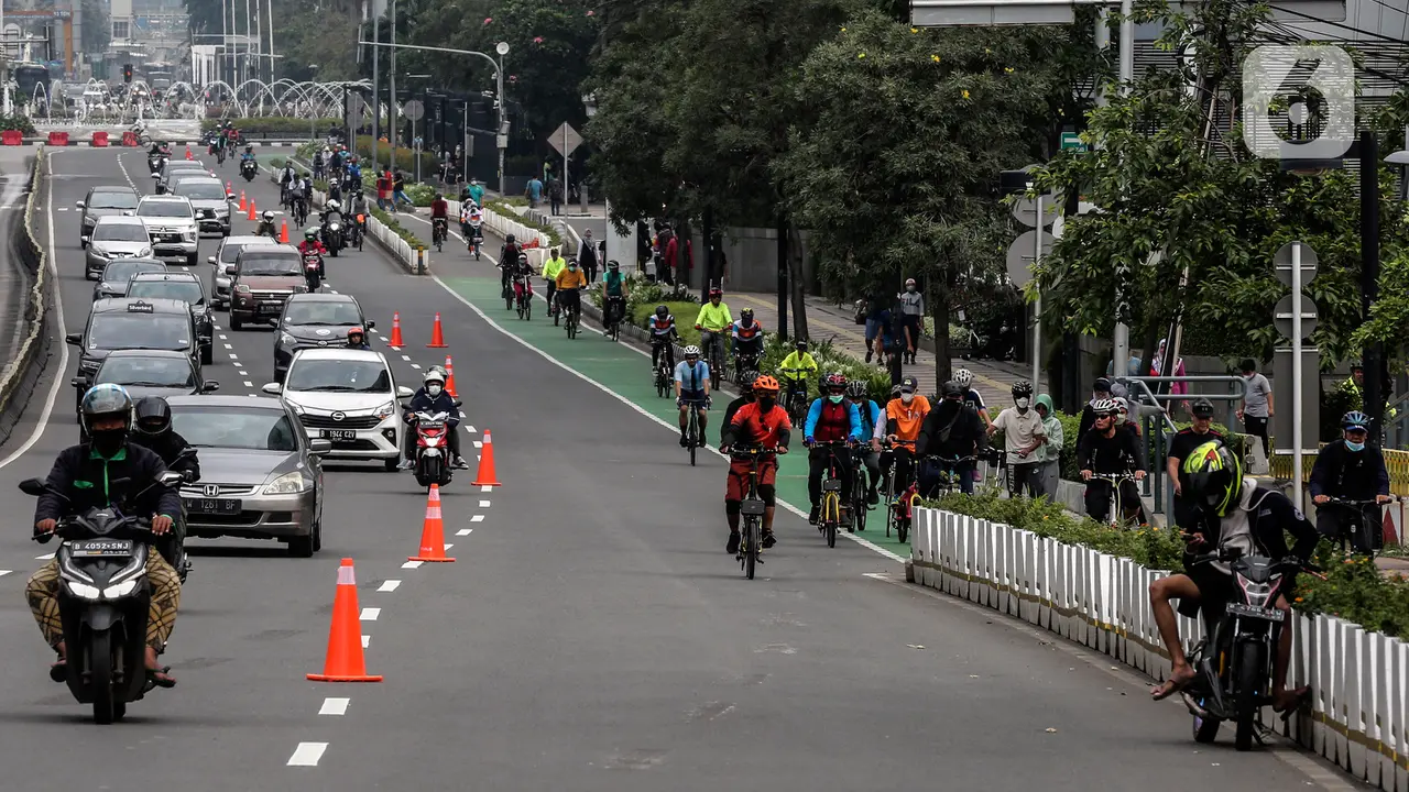 Mobilitas Warga Jakarta Saat Akhir Pekan