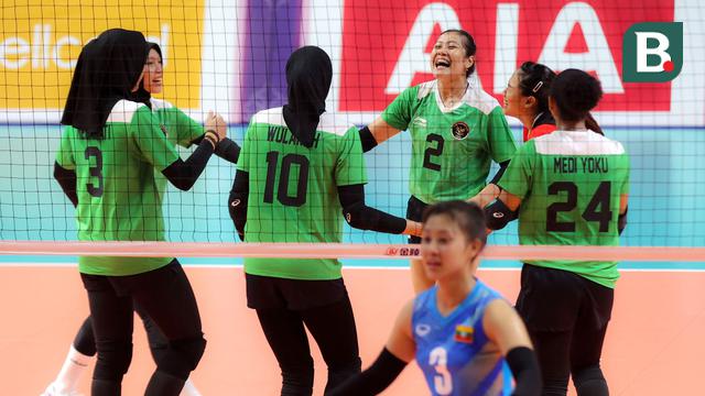 Foto: Ratri Wulandari, Monster Ace Timnas Voli Putri Indonesia saat Tumbangkan Myanmar di SEA Games 2023