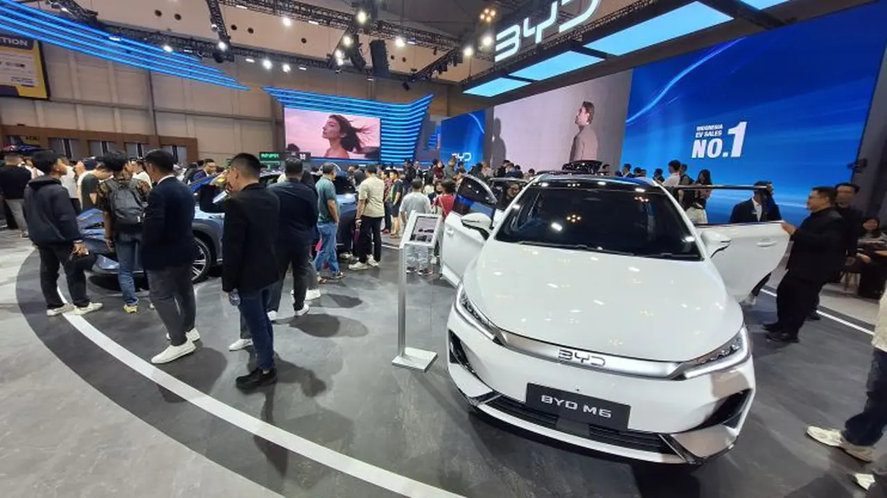 Nuansa Masa Depan, Booth BYD di GIIAS 2025 Pamer Teknologi Canggih (Arief A/Liputan6.com)