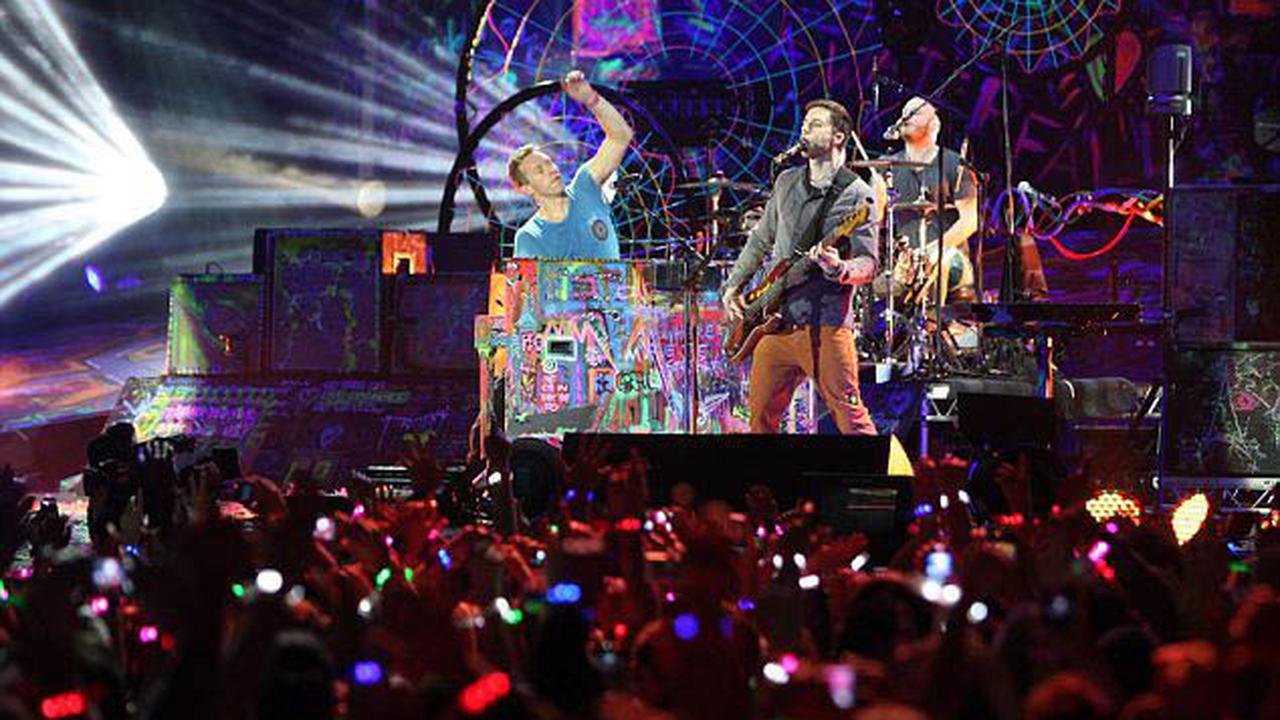 Gelang Xylobands di Konser Coldplay