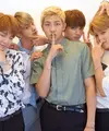 Sudah tak diragukan lagi sepak terjang BTS di dunia musik. Tak hanya di Korea, BTS juga jadi buah bibir di berbagai media international. (Foto: koreaboo.com)