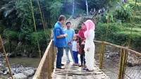 Saat ini jembatan eksisting di Desa Wanasari ini kondisinya sudah sangat memprihatinkan