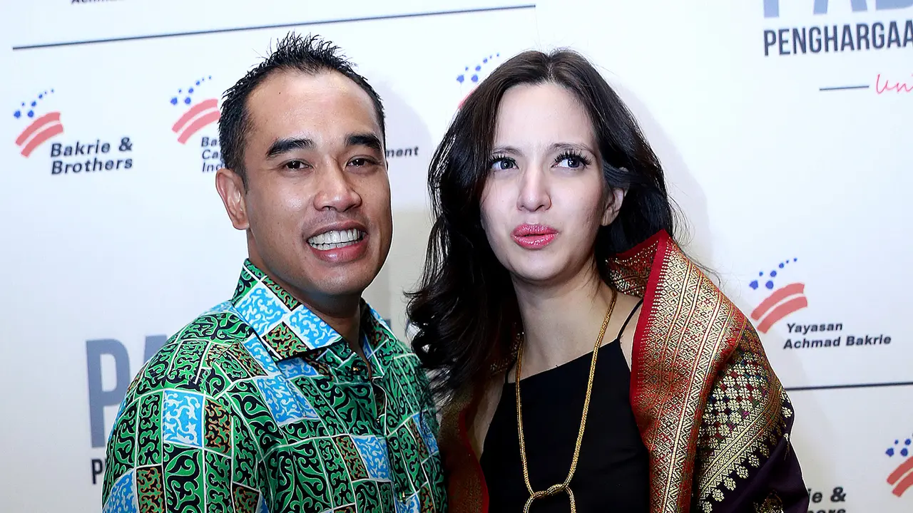 [Bintang] Nia Ramadhani dan Ardie Bakrie