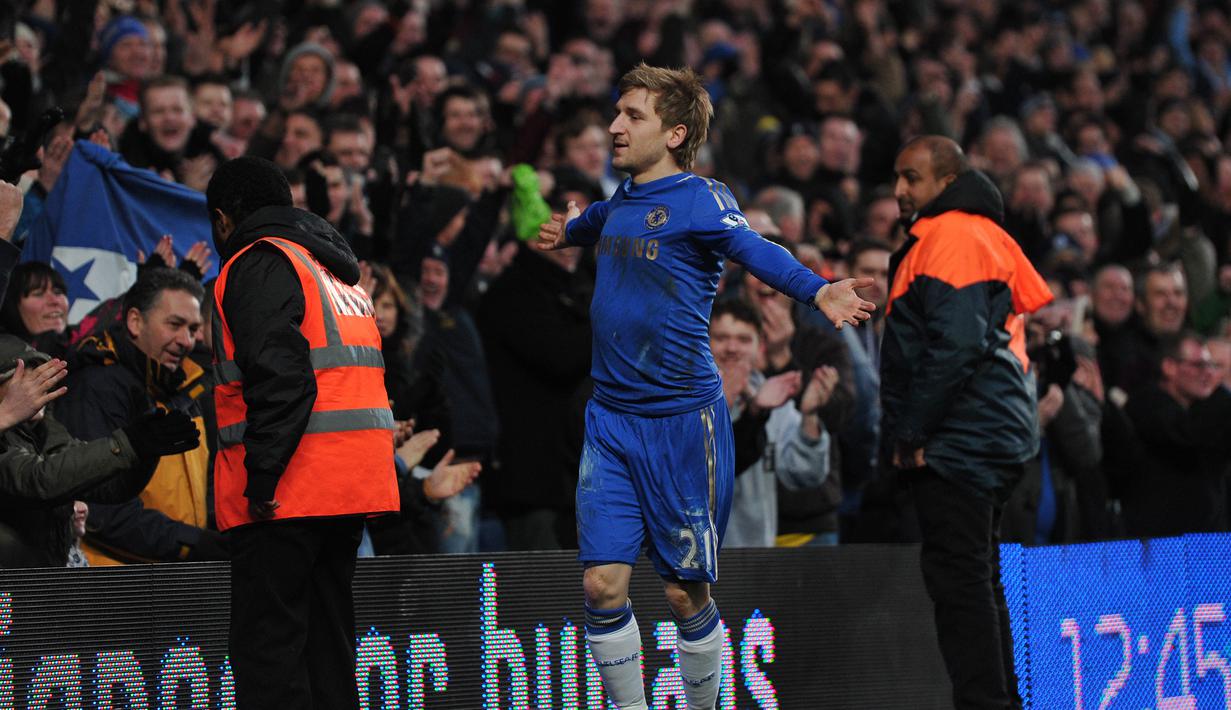 Namun kedatangannya berbuah bencana untuk Marin. Terbukti hanya 16 penampilan yang sangup ia torehakn selam berseragam Chelsea. (AFP/Cart Court)