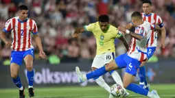 Bermain di negara sendiri, Paraguay berhasil menundukkan Brasil dengan skor 1-0. (JOSE BOGADO/AFP)