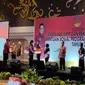 Bupati Cirebon Imron saat mengikuti acara Graduasi KPM dan Rekonsiliasi Nasional Bansos Program PKH. Foto (Liputan6,com / Panji Prayitno)