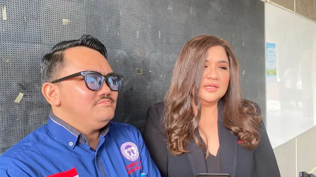 Ketua Komnas PA DKI Jakarta Cornelia Agatha saat ditemui di Kelurahan Kramat, Senin (15/6/2026). (Liputan6.com/Rifqy)
