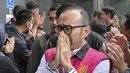 Riva divonis bersama terdakwa lainnya, yakni Maya Kusmaya selaku bekas Direktur Pemasaran Pusat dan Niaga PT Pertamina Patra Niaga yang juga divonis 9 tahun penjara dan denda Rp1 miliar subsider 190 hari. Tampak dalam foto, mantan Direktur Utama PT Pertamina Patra Niaga, Riva Siahaan, saat menuju ke ruang sidang untuk mendengar pembacaan vonis oleh majelis hakim Pengadilan Tindak Pidana Korupsi, Jakarta, Kamis (26/2/2026). (BAY ISMOYO/AFP)