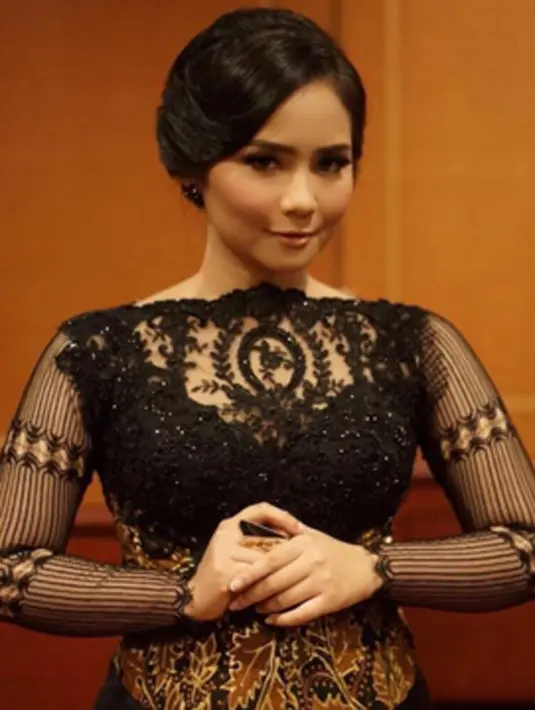 ADA Band pernah berduet dengan Gita Gutawa di tahun 2004.  (viainstgram@gitagut/Bintang.com)