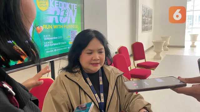 Dokter Subspesialis kedokteran olahraga di Rumah Sakit Universitas Indonesia Dr. dr. Listya Tresnanti Mirtha, Sp.KO., Subsp.APK(K), MARS