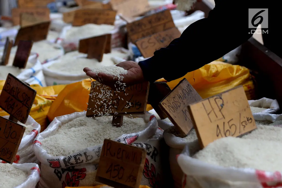 Harga Beras di Pasar Induk Cipinang