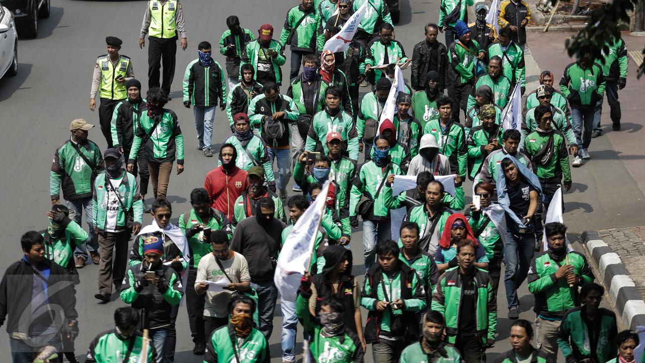 20170515-Driver Ojek Online Demo di Istana-Jakarta