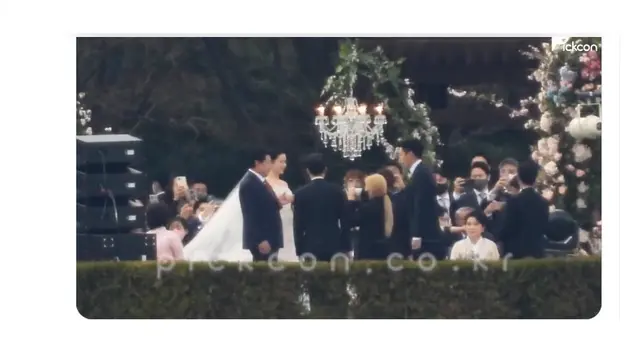 Son Ye Jin dan Hyun Bin