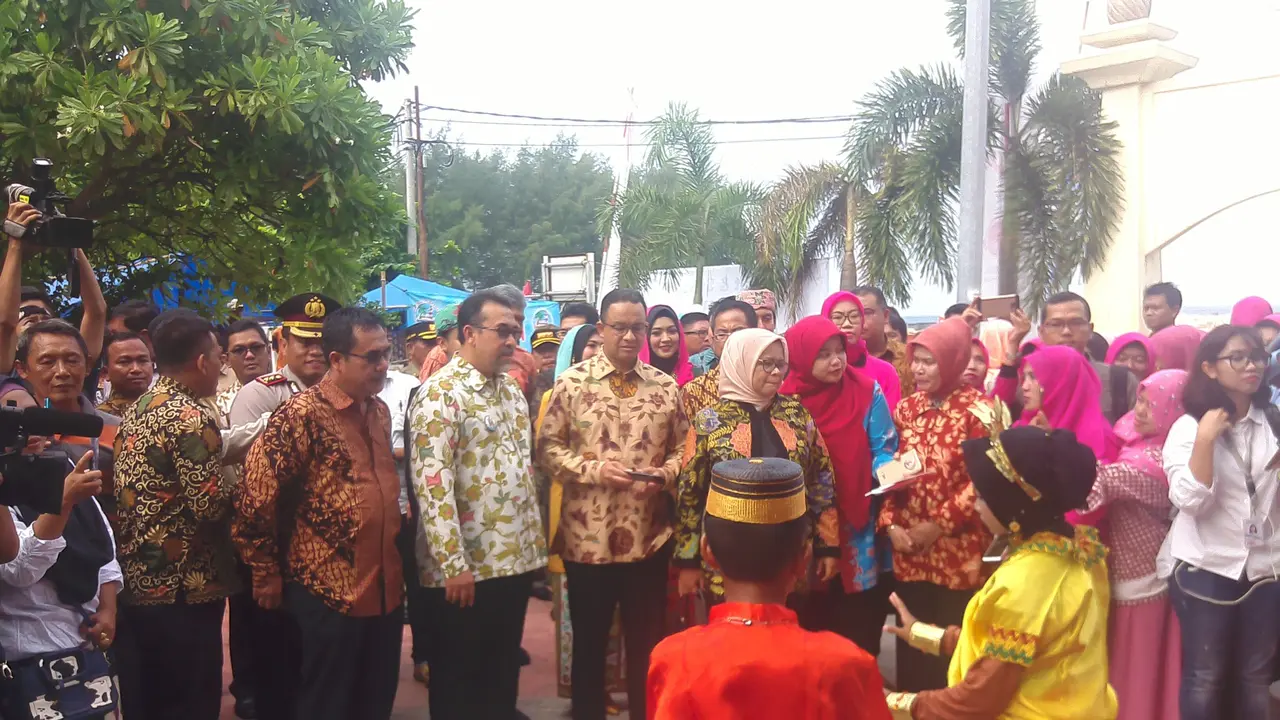 Anies menghadiri HUT Kepulauan Seribu