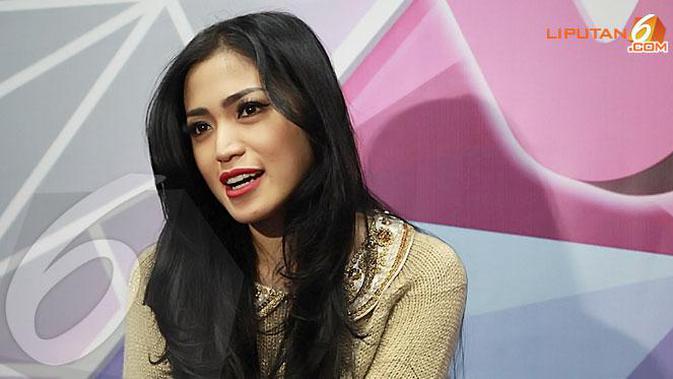 Jessica Iskandar Bicara Kasta Bangsawan Ludwig Franz Willibald - News & Entertainment Fimela.com