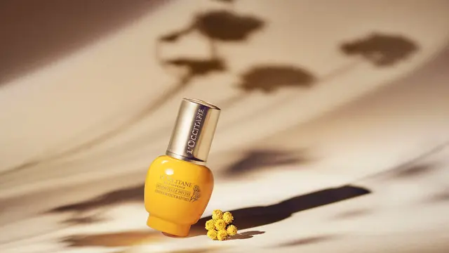 Lawan Tanda-tanda Penuaan dengan Skincare Kandungan Immortelle