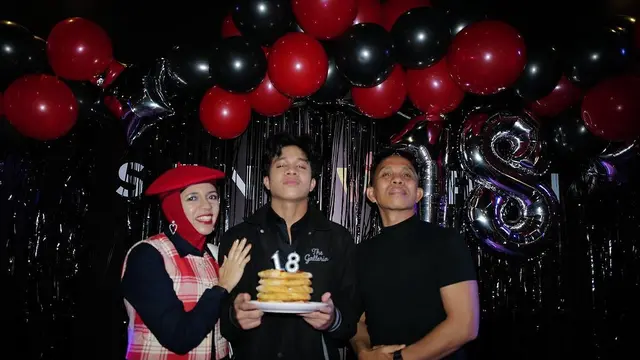 Potret Ulang Tahun Fateh Halilintar yang ke-18, Dihadiri Ashanty dan Kris Dayanti