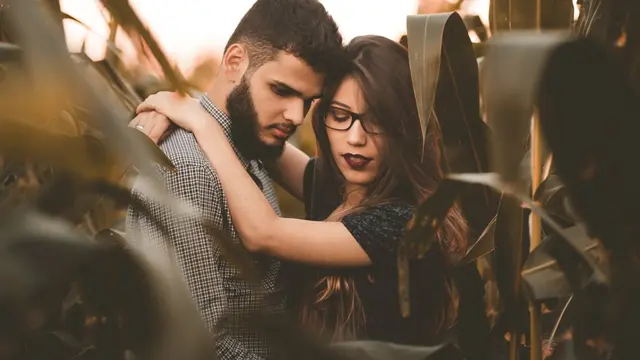 Ilustrasi Relationship