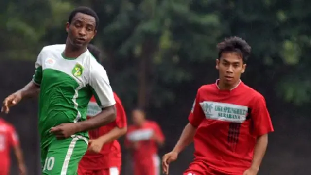 Persebaya Depak Patrice Nzekou