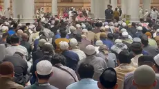 Cerita Warga Depok Batal Pulang Umrah Imbas Serangan Houthi