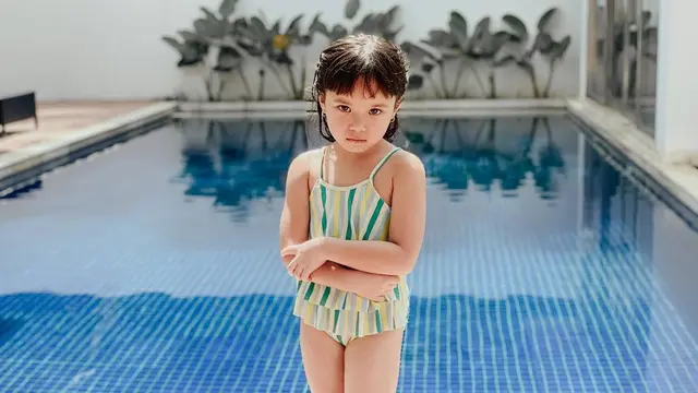 Potret 6 Anak Seleb saat Liburan, Menggemaskan