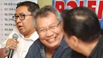 Wakil Ketua DPR Fadli Zon menjadi pembicara dalam diskusi 'Freeport Bikin Repot' di Jakarta, Sabtu (21/11). Diskusi itu membahas kekisruhan antara pemerintah dengan Ketua DPR Setya Novanto terkait kontrak PT Freeport. (Liputan6.com/Immanuel Antonius)