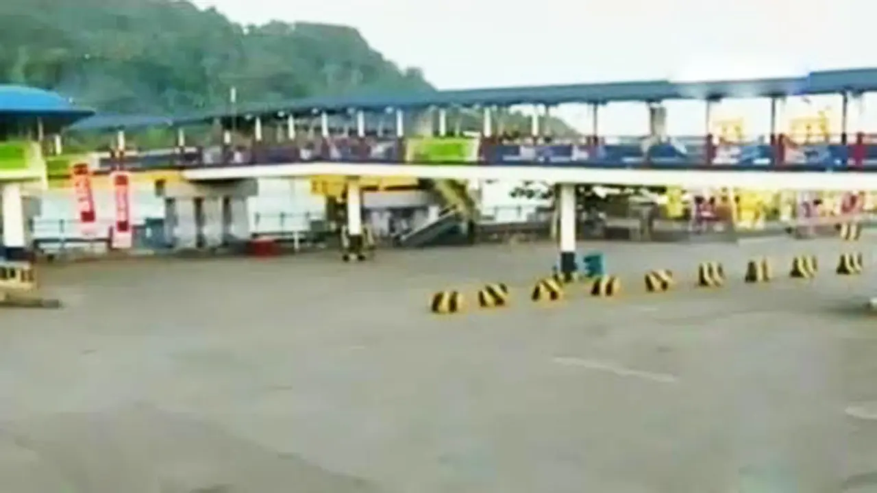 Pelabuhan Merak Lengang