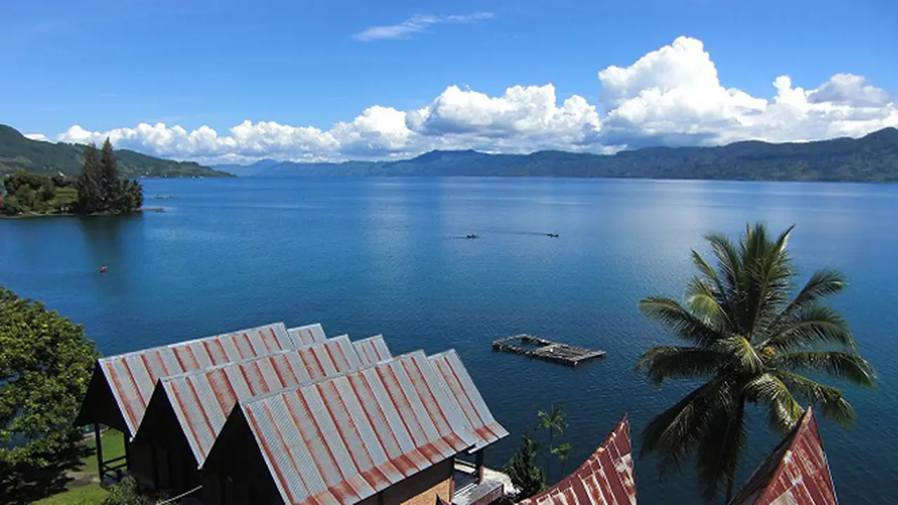 Aktivitas yang Harus Dilakukan Saat Wisata di Danau Toba