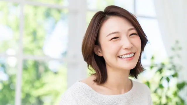 bahagia santai cantik segar