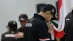 Kontingen Indonesia untuk Olimpiade Paris 2024 resmi dikukuhkan pada Rabu (10/7/2024). Acara ini digelar di Auditorium Wisma Kemenpora, Senayan, Jakarta Pusat dengan dihadiri Menteri Pemuda dan Olahraga (Menpora) Dito Ariotedjo, Ketua NOC Indonesia Raja Sapta Oktohari, CdM Indonesia untuk Olimpiade Paris 2024 Anindya Bakrie serta jajaran ketua federasi cabang olahraga. Total 29 atlet Indonesia dari 12 cabor telah dipastikan lolos untuk mengikuti ajang empat tahunan multi-event terbesar sejagat. (Bola.com/Abdul Aziz)