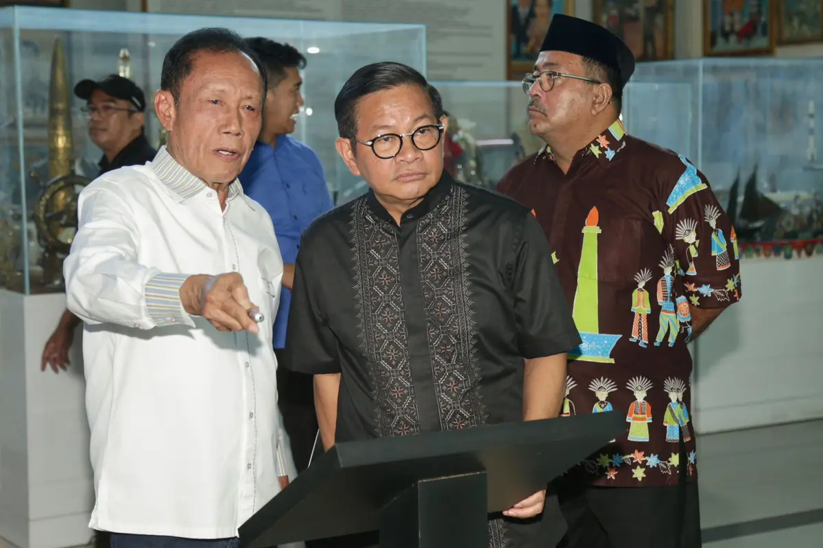 Pramono Anung dan Rano Karno Bertemu Bang Yos