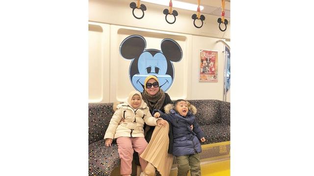 7 Seleb Tanah Air yang Dikaruniai Anak Kembar, Lucu dan Menggemaskan