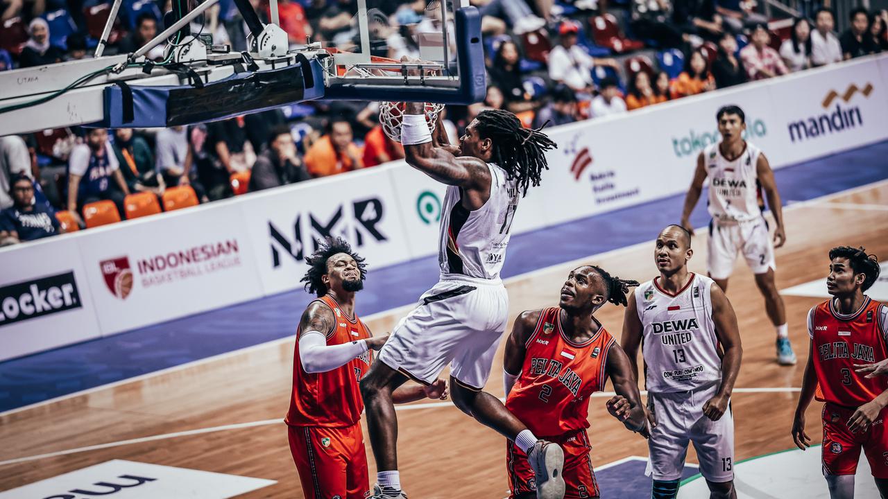 Tavario Miller membantu Dewa United menghajar Pelita Jaya di IBL 2024