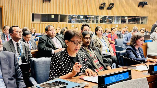 Menlu RI Retno Marsudi saat menghadiri Pertemuan Tingkat Menteri Gerakan Non-Blok (GNB) di New York pada Senin (23/9/2024).