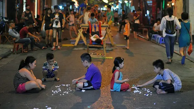 [Bintang] Nostalgia 90-an: 5 Kegiatan Generasi 90-an Selepas Magrib